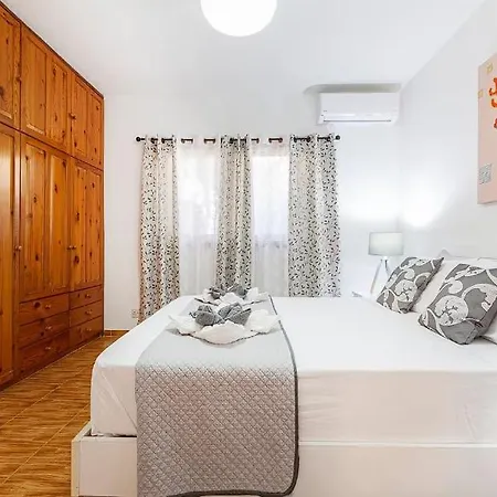 Villa! Situated In Area Of Mellieha! Villa *