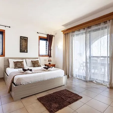 Villa! Situated In Area Of Mellieha! Villa Ix-Xaghra ta' Barra