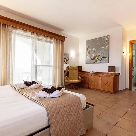Villa Villa! Situated In Area Of Mellieha! Ix-Xaghra ta' Barra